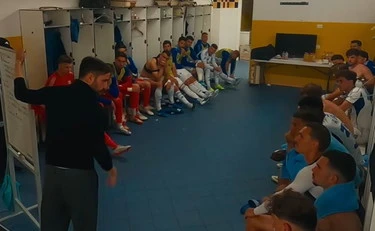 "Uccidiamoli!": il video mai visto di Fabregas nello spogliatoio del Como