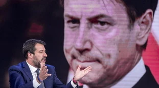 Matteo Salvini smentisce Repubblica: "Bufale, non sto lavorando ad un nuovo governo con Renzi"