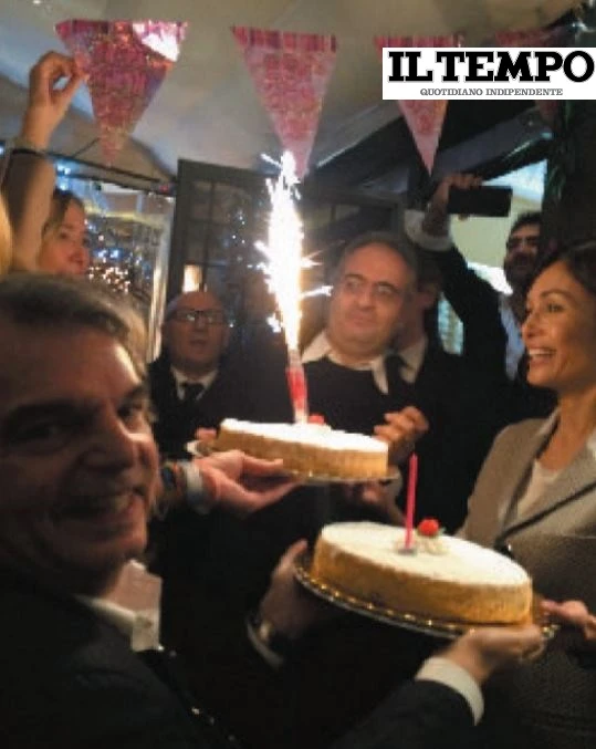 Festa a sorpresa per i 40 anni della Carfagna. Quel regalo inaspettato di Brunetta