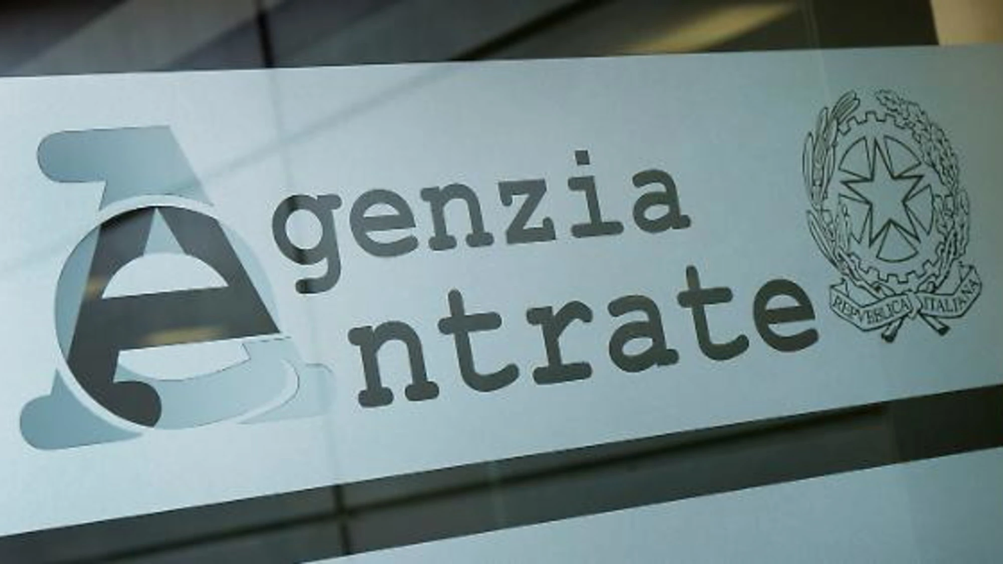Fisco, l'ultima stretta: bonifici tra familiari, ecco cosa si rischia