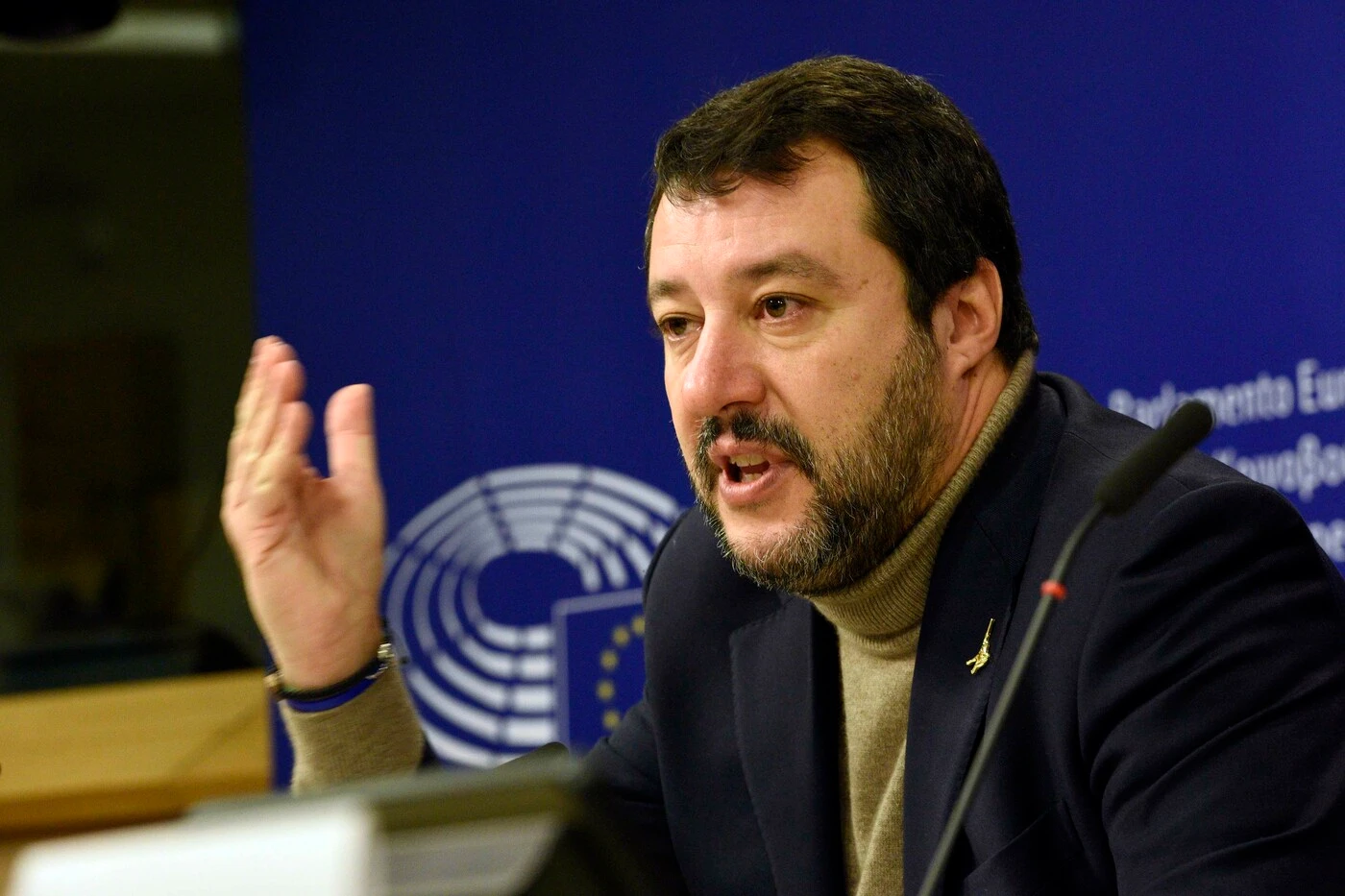 Matteo Salvini all'attacco di Ue: cos'è il Nutri-score su cui "lavorano segretamente contro l'Italia"