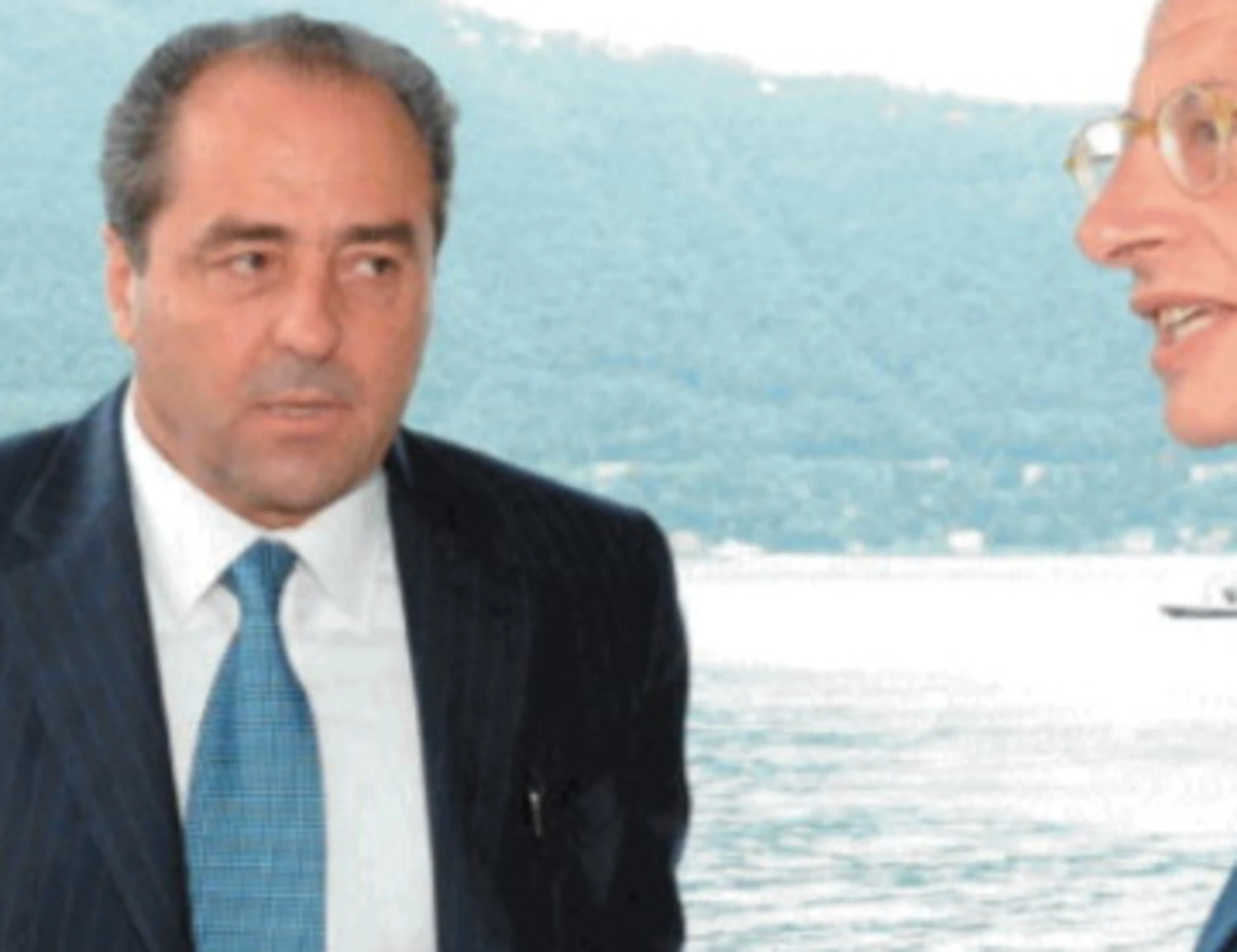 Antonio Di Pietro, l'affondo: "Le toghe fermarono Mani Pulite"