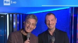 Domenica In, Fiorello e la battuta piccante su Amadeus: "Sì, le conosce molto bene". Attimi di gelo su Rai 1