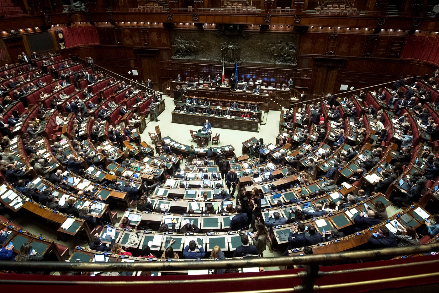 Prescrizione, bocciato emendamento Costa. Italia Viva vota ancora con FI: urla e tensione in Commissione