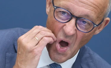 Afd, valanga inarrestabile anche in Meclenburgo. Berlino tiene, ma Merz è appeso a un filo