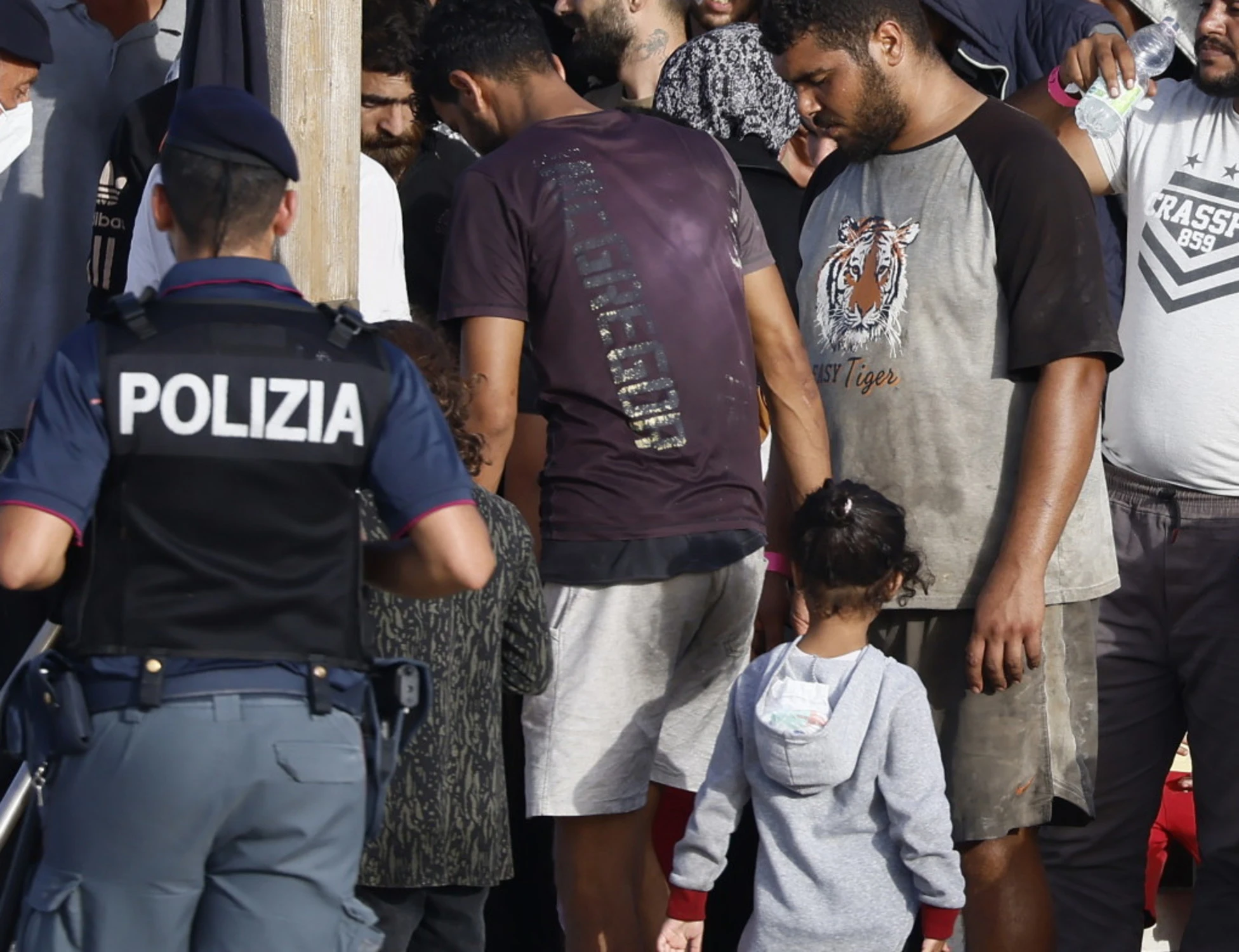 Il sondaggio sull'immigrazione fa saltare in aria il Partito democratico
