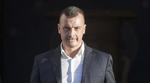 Giuseppe Conte e Casalino, indiscreto: "Non esistono più dirette e veline. O accettano o saranno cacciati"