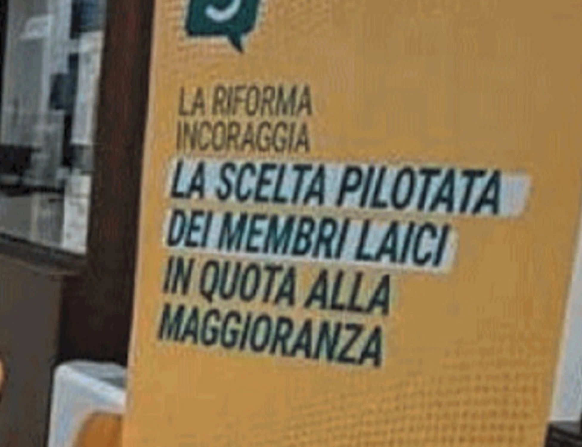 Manifesti elettorali per il No nei tribunali della Calabria