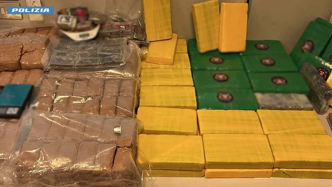 Maxi sequestro di droga nel Milanese, arrestato 42enne con 45 kg di cocaina