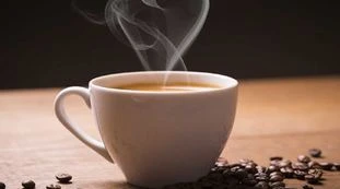 Caffè, quando non devi mai berlo dopo pranzo: il pericolo che corri