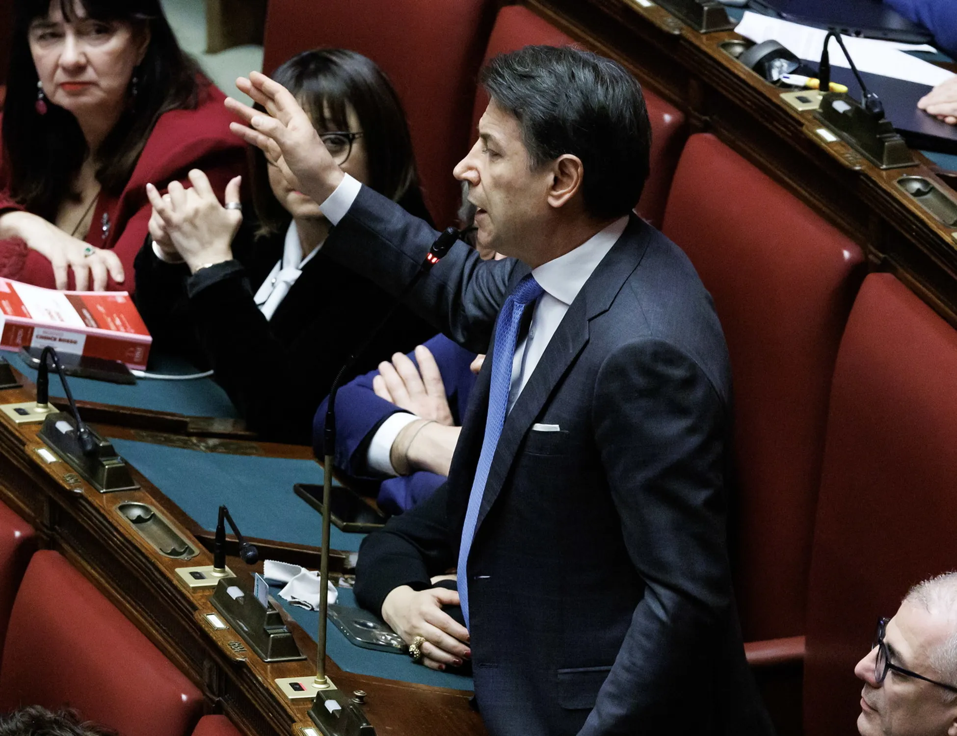 Leggi l'articolo: "Noi al governo...". E l'aula irride Conte