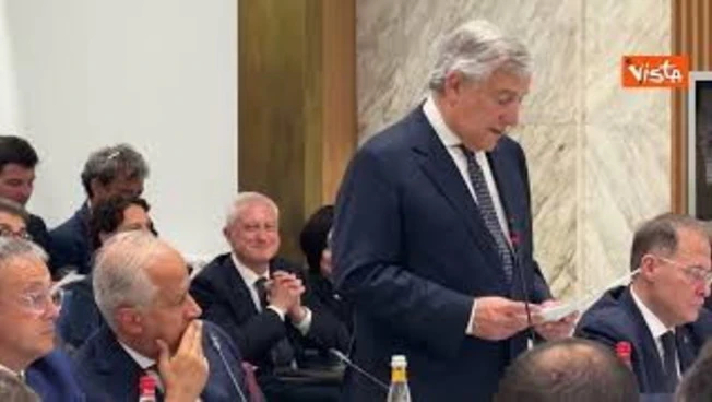 Tajani alla Conferenza dei Consoli: Siete nostri sindaci nel mondo