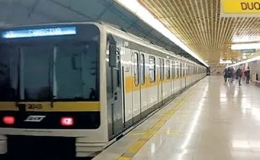 738x373