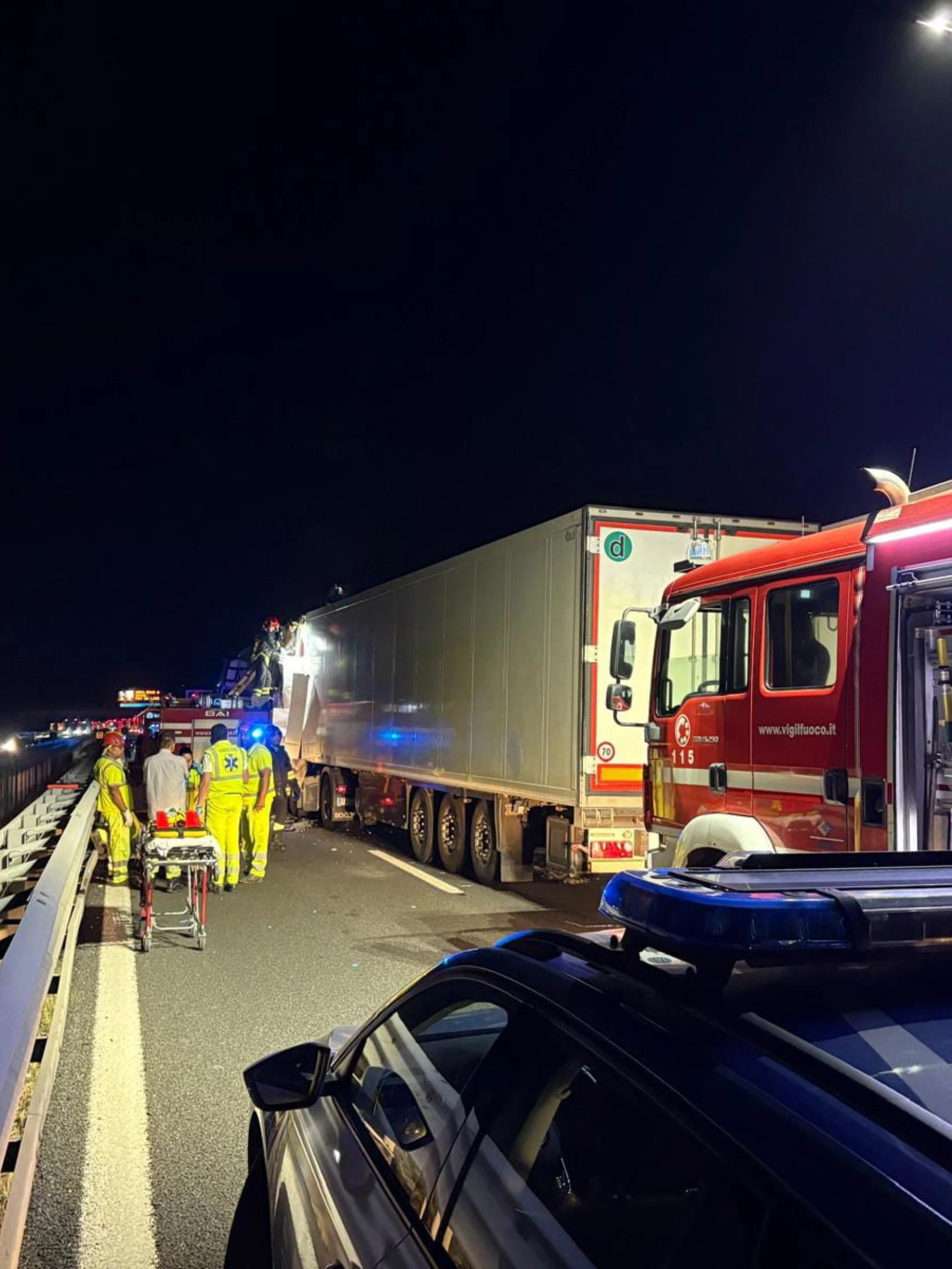 Settimo Vittone, auto si ribalta: morta una 18enne, feriti altri tre. Chi c'era alla guida