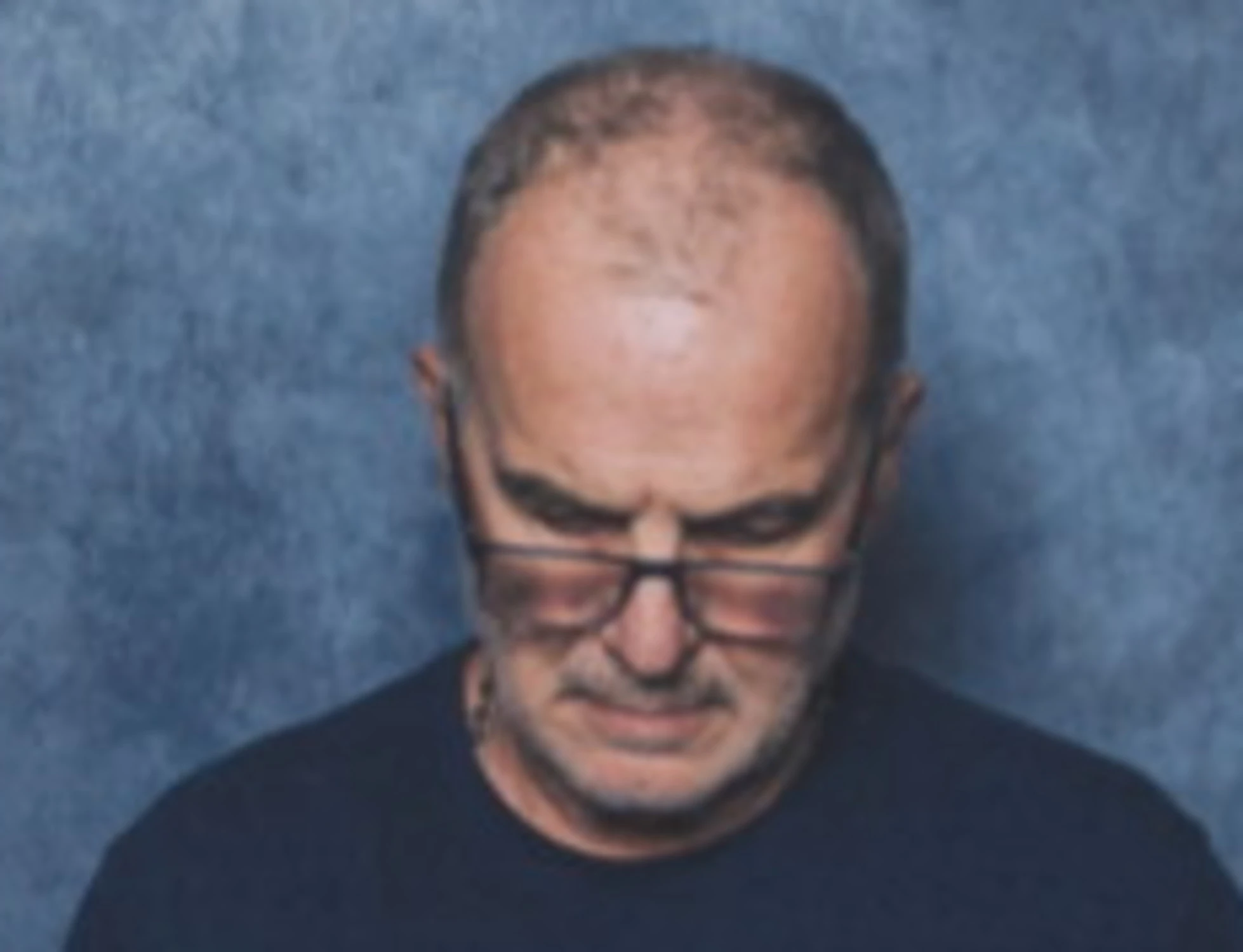 Mondiali 2026, Bielsa e la foto ufficiale senza guardare: "Non devo dare spiegazioni"