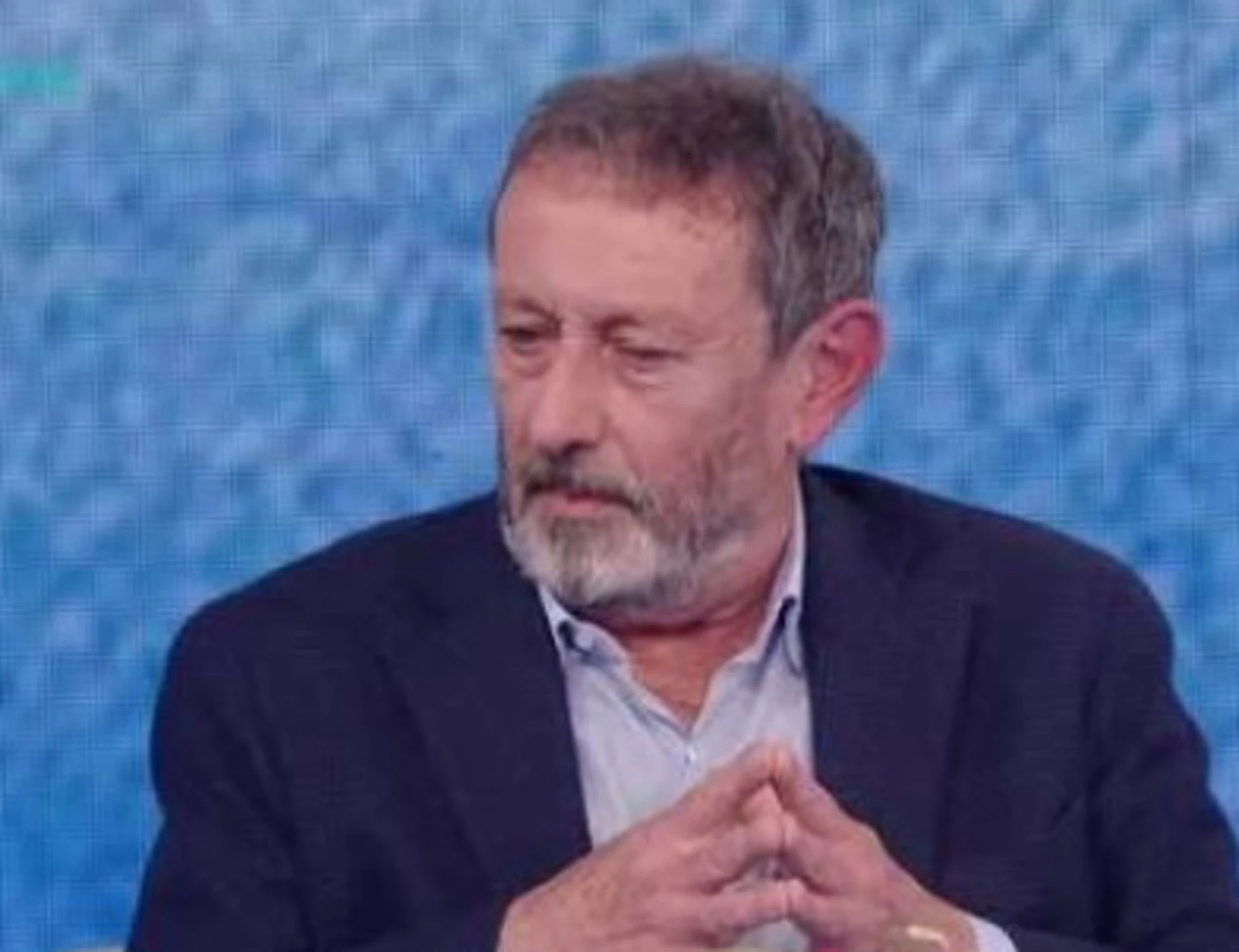 Michele Serra, "vogliono un fascista al Quirinale": l'ultimo delirio rosso