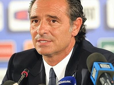 Prandelli 'spegne' i social network: "Ai Mondiali in Brasile regole più rigide"
