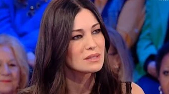 Ballando con le stelle, Manuela Arcuri e il dolore per la palata di fango: "Cosa mi ha fatto più male"