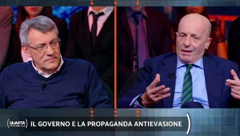 Quarta repubblica, Alessandro Sallusti da Porro smonta i manettari del Fisco: "Tutte cazz***"