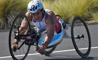 Alex Zanardi, una vita da film: la regola dei 5 secondi. I 6 anni di silenzio come Schumacher, l'incendio a casa