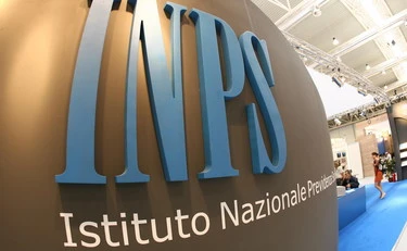 Genova, vive in miseria? Scopre di aver diritto alla pensione: quanto incassa di arretrati