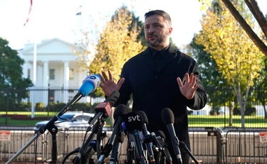 Ucraina, la bordata di Salvini: "Mazzette per pagarsi le mign***"