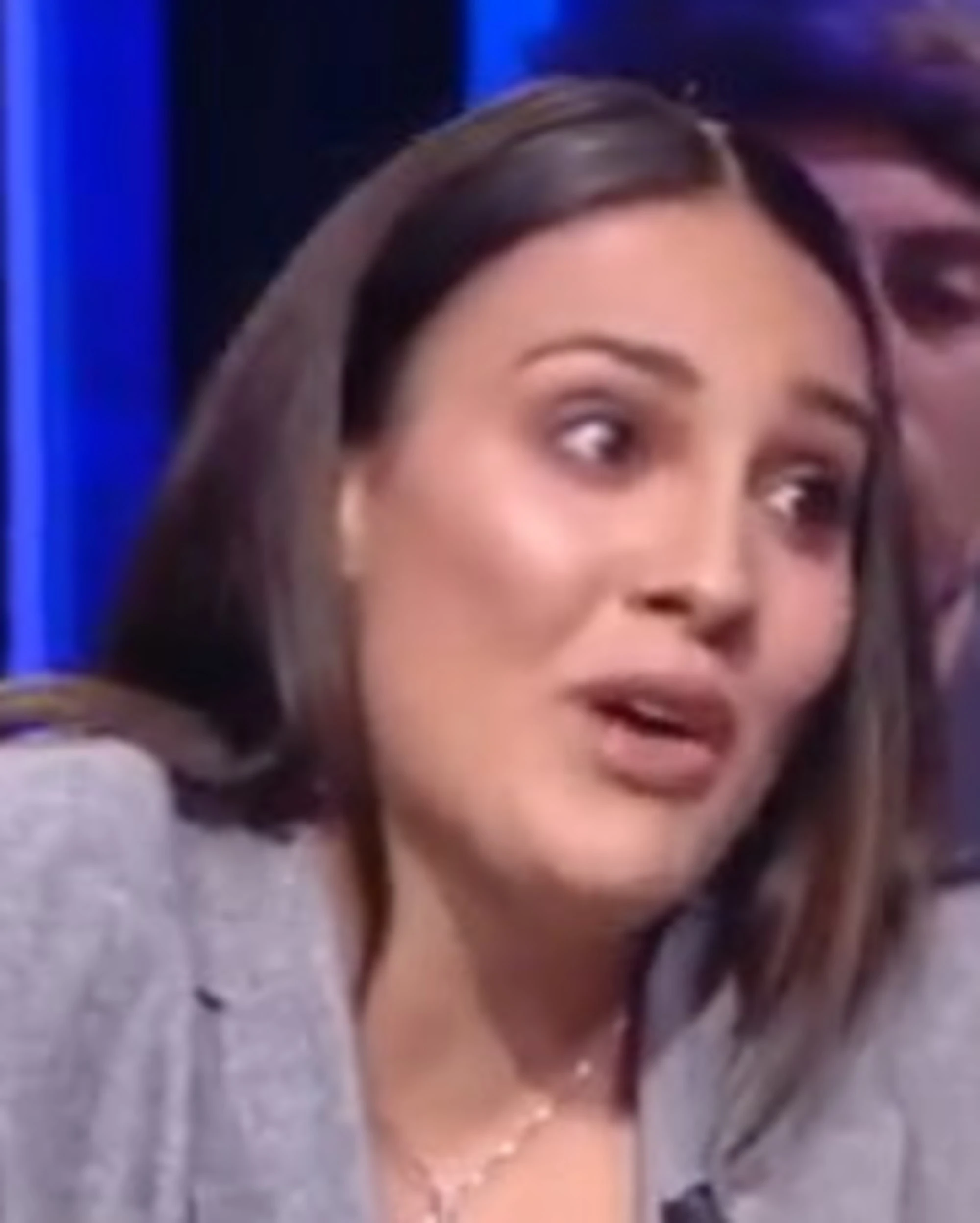 Dritto e Rovescio, Francesca Manzini le suona alla sinistra: "Sbeffeggiate"