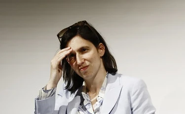 Elly Schlein e il Pd "formula James Bond": l'ultima sparata