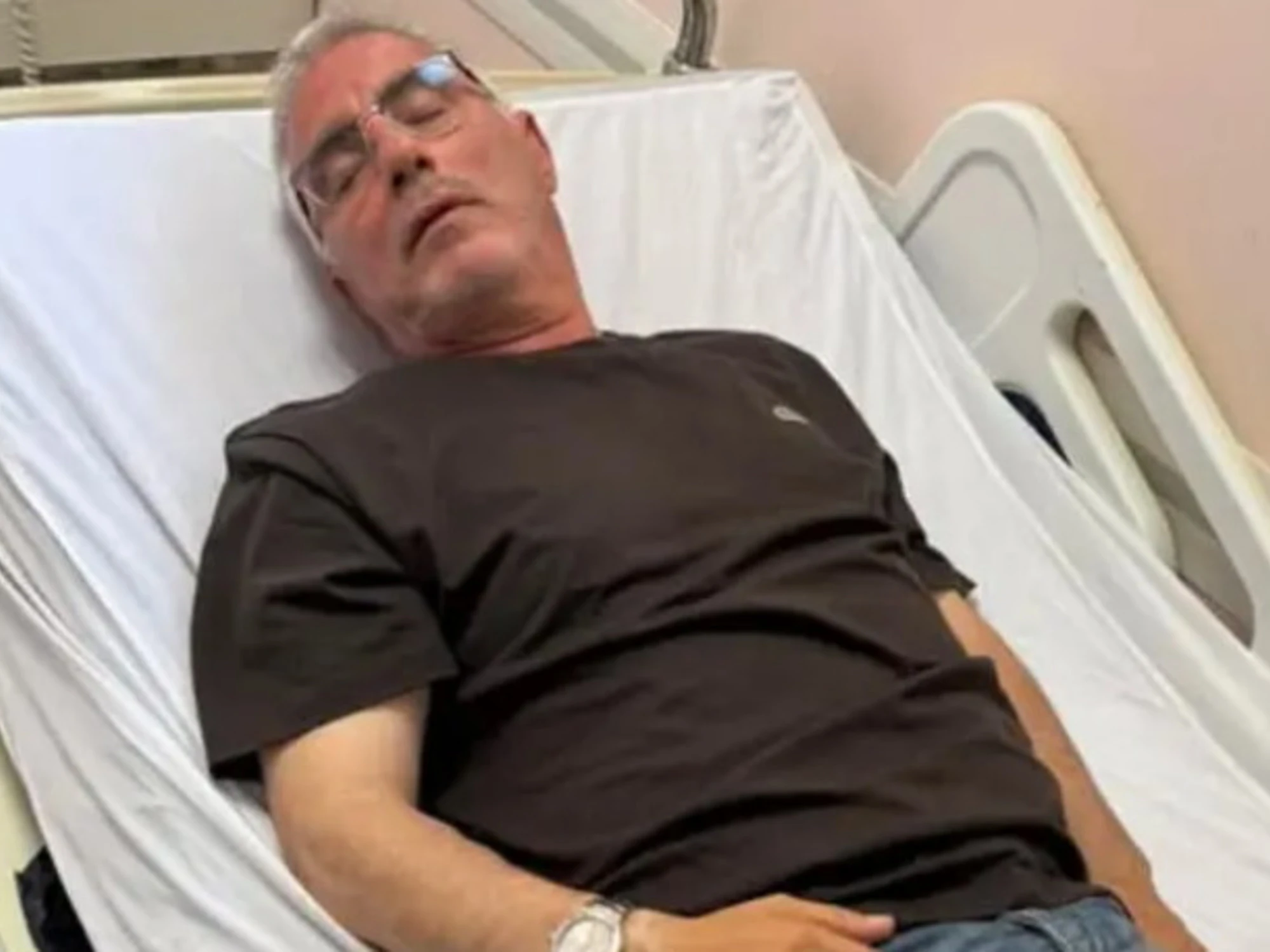 Briatico, consigliere aggredisce candidato sindaco fuori dal seggio: ricoverato