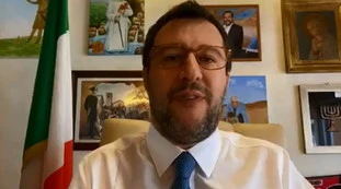 Matteo Salvini contro la Rai: "Tg1 allo sbando, invita Di Maio anche se non c'entra nulla"