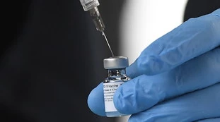 Vaccino, addio siringa: in arrivo la profilassi contro il coronavirus in pillole