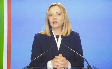 Giorgia Meloni insultata perché denuncia gli insulti: ecco la sinistra