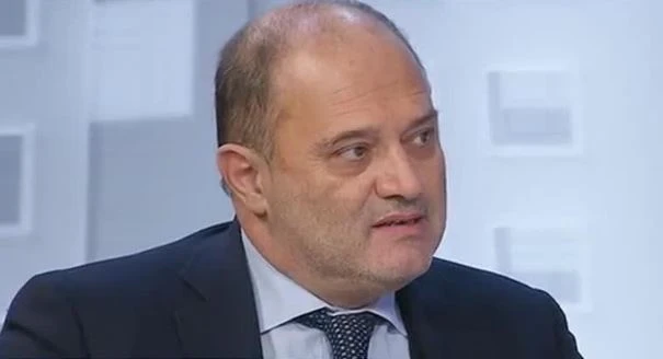 Gaetano Manfredi ministro indagato: "Atto formale". Bechis scava: che grana per Conte, l'M5s che fa?