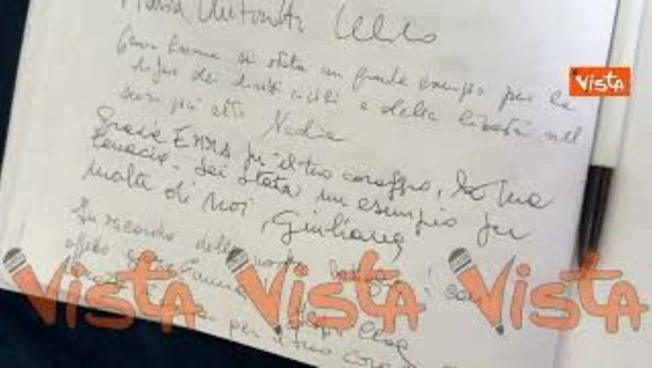 ’Cara Emma, grazie di tutto’, i messaggi scritti a Emma Bonino alla camera ardente
