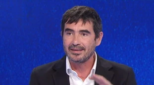 In Onda, Fratoianni contro il governo: "Un calcio nel sedere e via"