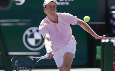 Sinner va veloce come il vento: liquida Humbert. Clamoroso: chi c'era sugli spalti