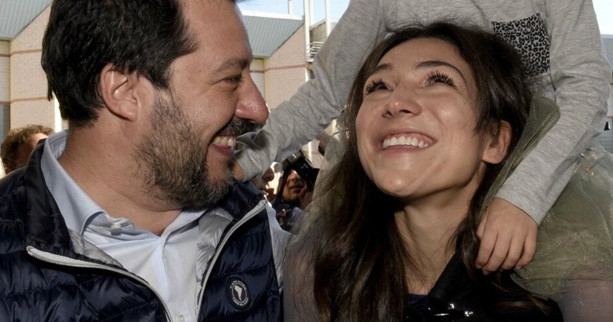 Matteo Salvini, la strana frase sulle nozze con Francesca Verdini: "Io resisto sul cane....", cosa significa?