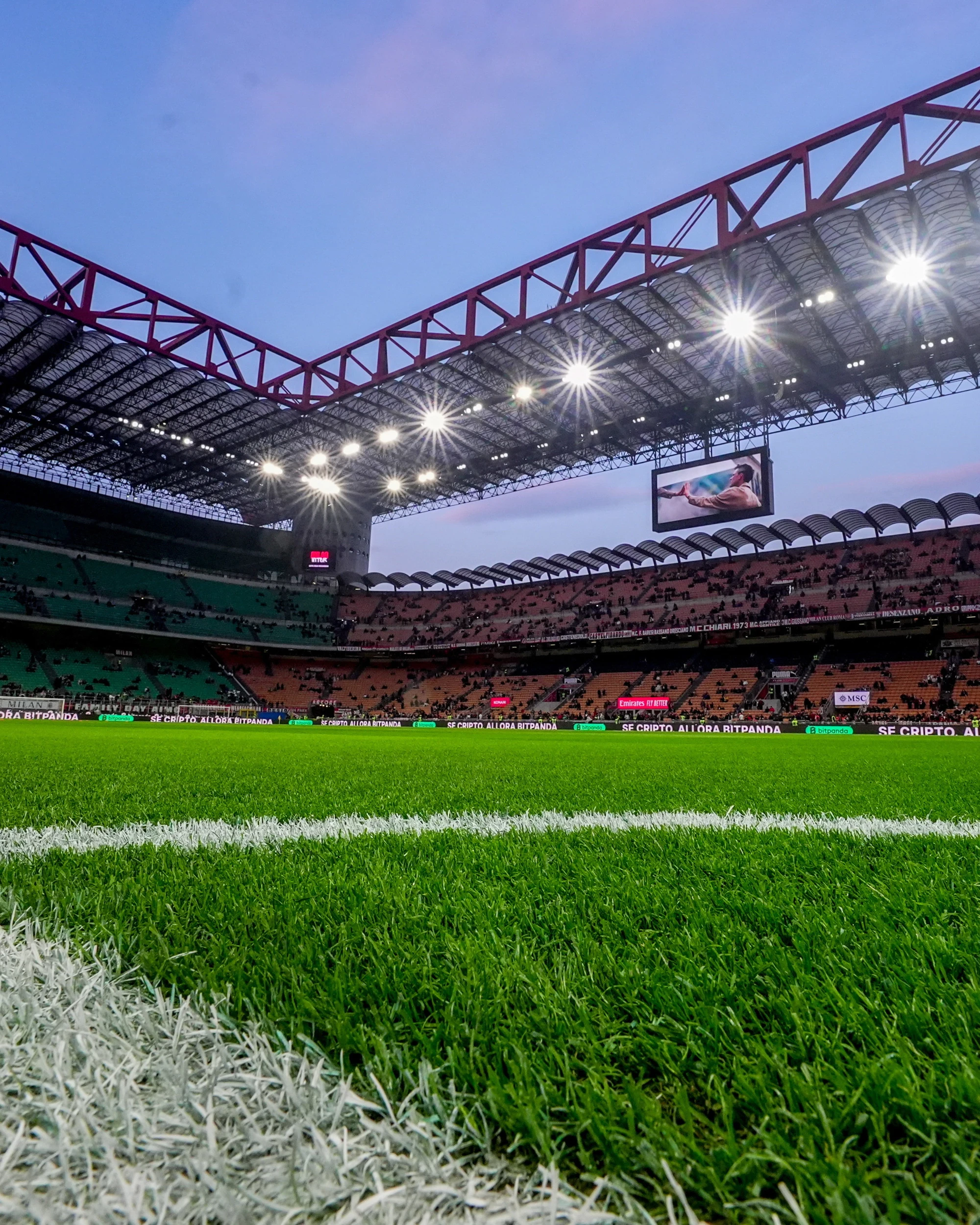 Papa Francesco, "sabato non si gioca": scoppia il caos per il calcio