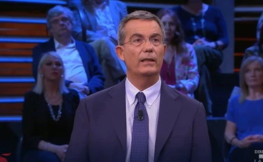 https://media.liberoquotidiano.it/9p_xJpm7TJgzBkQgfhOBkHxnq02caxeL9u_86qJqi1c/width:800/quality:90/aW1hZ2VzLzIwMjYvMDYvMDUvMTM0NzU0MDEzLTFhZTNhMjYwLTE0YjctNGRkZS04MzM0LWUyY2ViZDQyMWVlZi5qcGc.webp