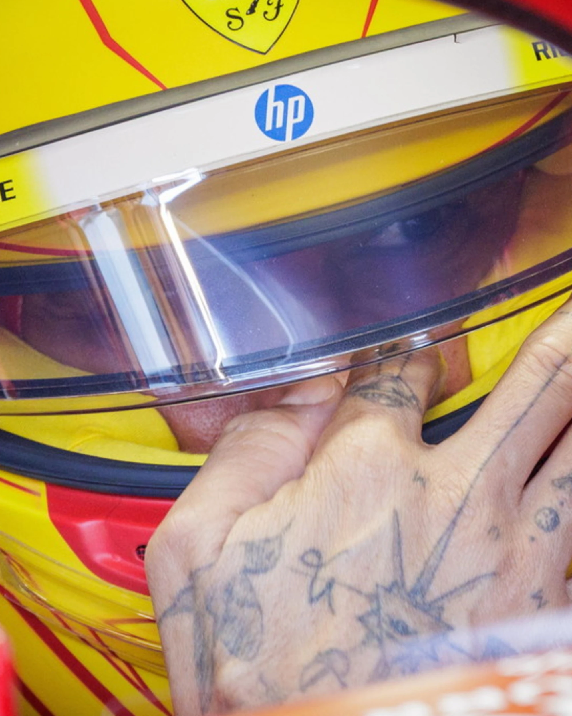 Lewis Hamilton, testacoda e disastro a Spa: "Prima volta nella mia carriera"
