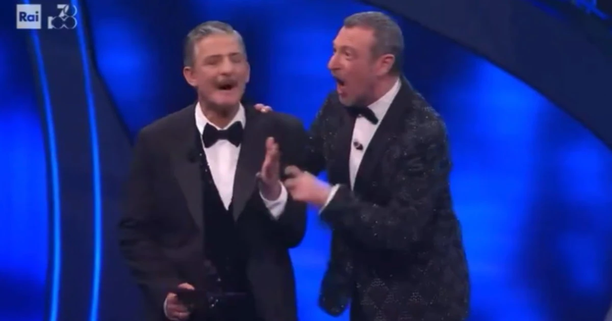 Sanremo, Fiorello e il vaffa in diretta: "Fazio come va?", poi il raptus
