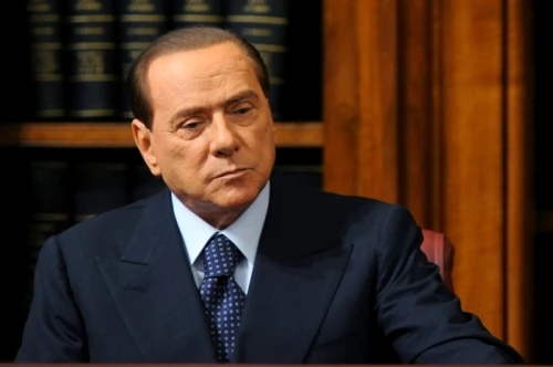 Cav subito nel mirino delle togheMediaset, chiesti 3 anni e 8 mesi