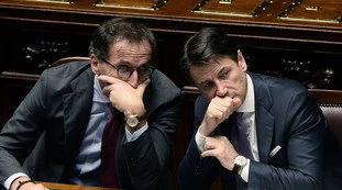 Fase 2, Speranza ha cancellato le linee guida dal Dpcm? Retroscena: Conte-regioni, nella notte a un passo dalla rottura