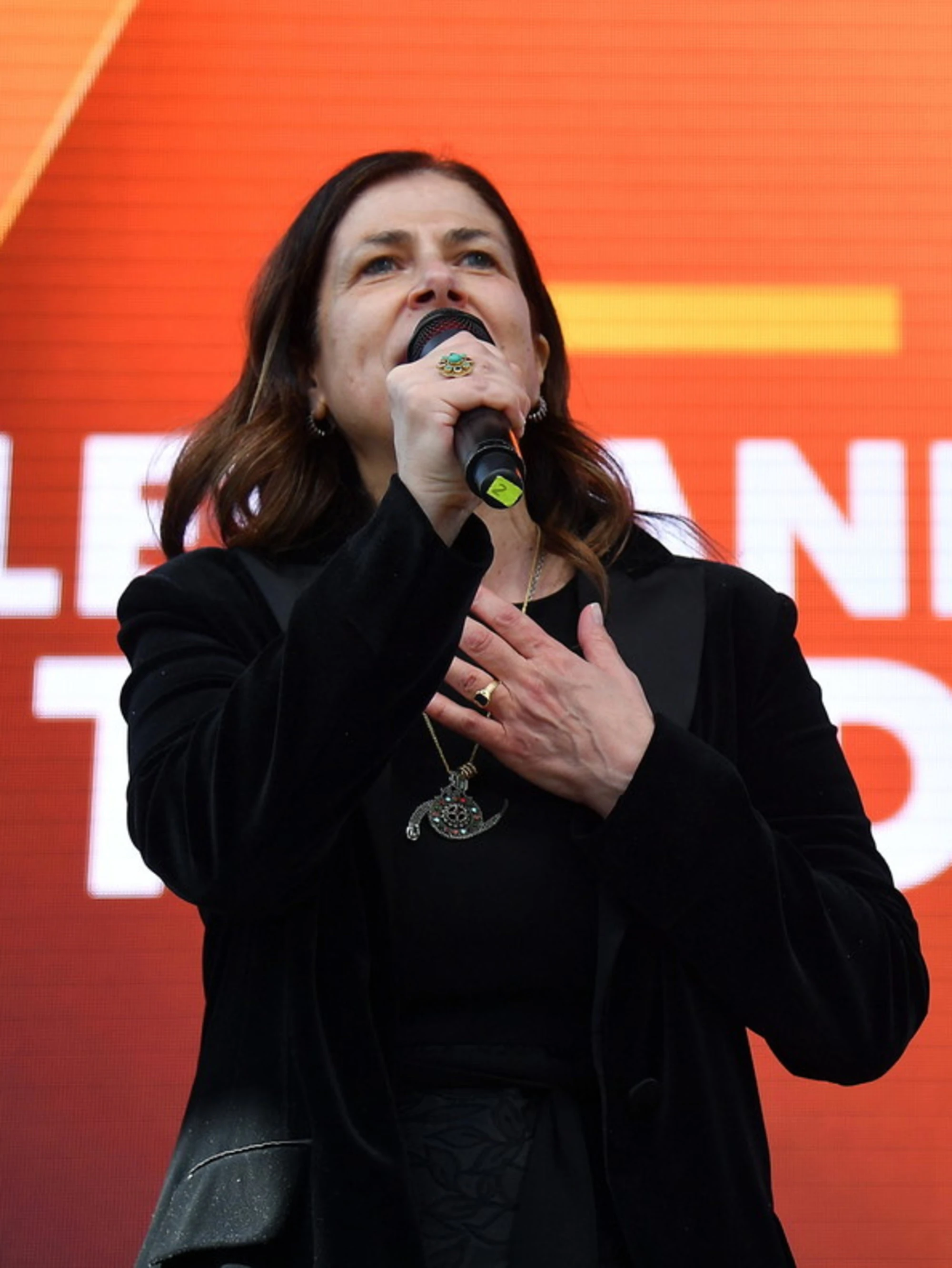 Alessandra Todde, la picconata: "Il M5s vede il sondaggio ed esulta"