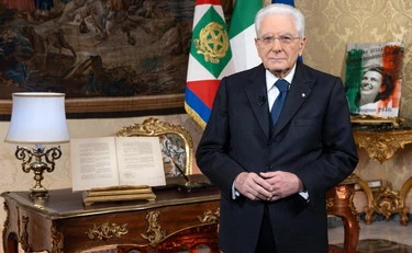Mattarella, "scegliete il vostro futuro": pace, sport e giovani