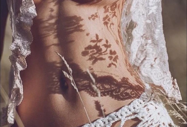 Naike Rivelli tutta nuda su Instagram, da infarto / Guarda la foto