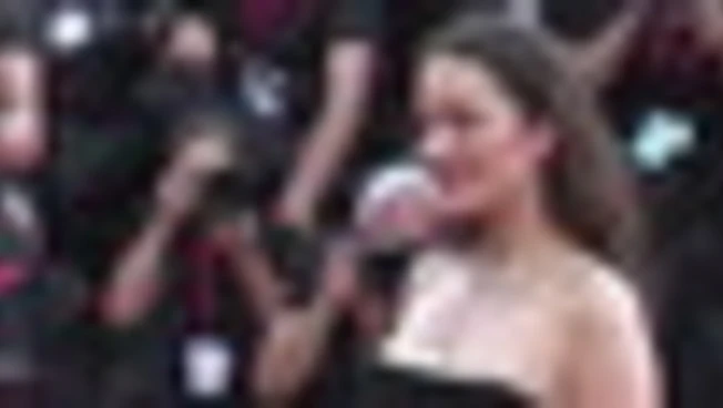 A Venezia l'eleganza di Marion Cotillard, Georgina, Maggie Gyllenhaal