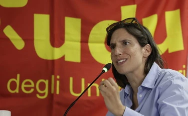 Elly Schlein, la mossa per fermare il fuoco amico: cosa può succedere il 2 ottobre