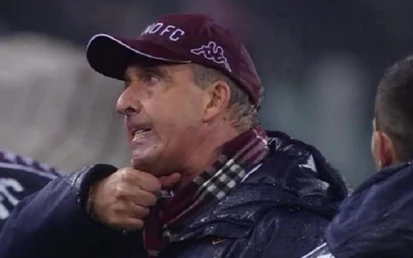 Giampiero Ventura perde la testa con un tifoso dopo il ko nel derby con la Juve: &quot;Ti taglio la gola&quot;