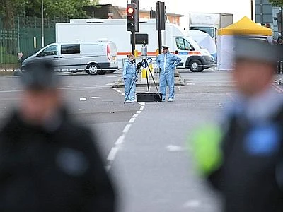 Londra, perquisizioni nel Lincolnshire. Cameron presiede comitato per emergenze